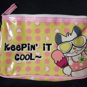 Cosmetic bag